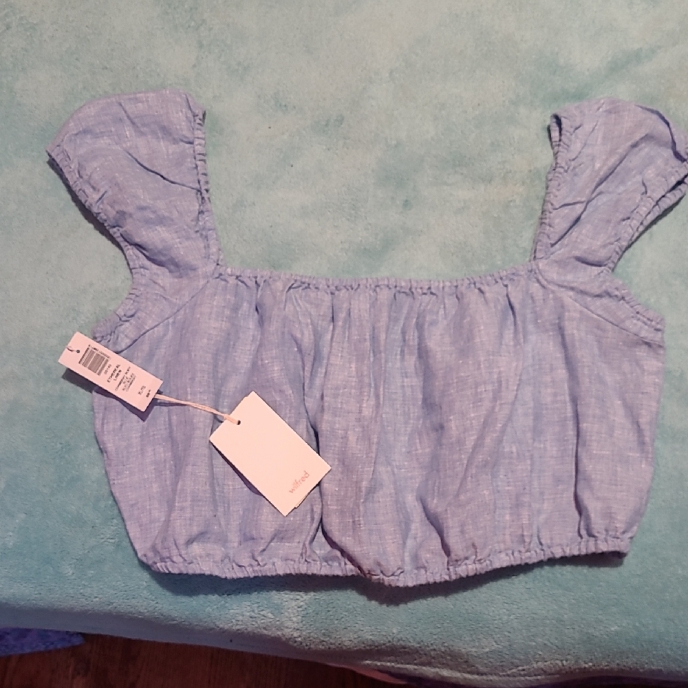 BRAND NEW-NWT Wilfred Light Blue (Chambray) Crop Top, size XL